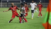 Persija Jakarta keok 1-2 dari RANS Nusantara FC di Stadion PTIK, Jakarta Selatan, pada Rabu (21/6/2023) malam WIB. (Muhammad Iqbal Ichsan/Bola.com)