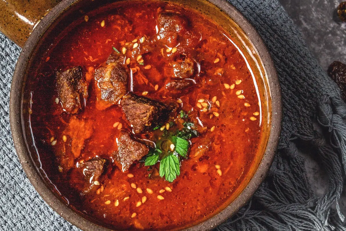 Ketahui Fakta Makanan Pedas yang Dapat Memicu Timbulnya Jerawat