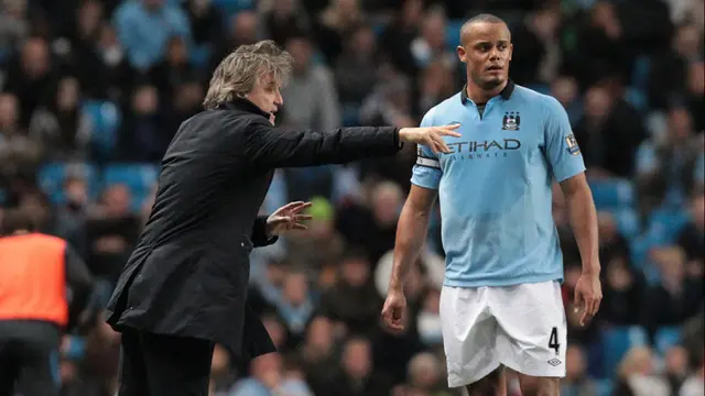 Foto Liga Inggris: Kapten Tim yang Menginspirasi dari Era Premier League Hingga Saat Ini, Ada Dua Pemain Manchester United