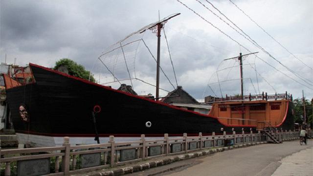 Kelenteng Tay Kak Sie Semarang.