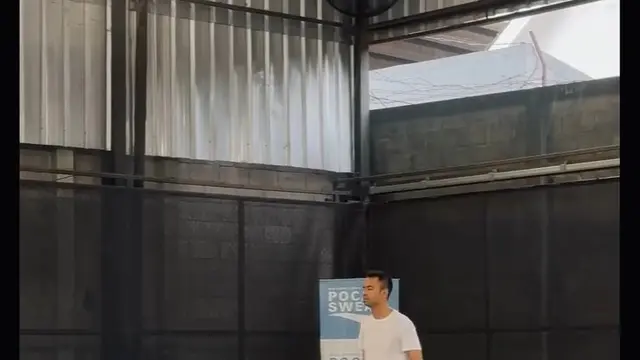 Potret Raffi Ahmad dan Nagita Slavina Latihan Tennis Bareng. (instagram/raffinagita1717)