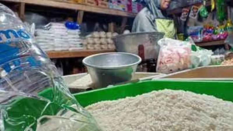 Ilustrasi harga beras di pasaran yang terus naik (Istimewa)
