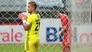 Kiper Persija Jakarta, Andritany Ardhiyasa saat melawan Rans Nusantara FC pada laga BRI Liga 1 di Stadion Patriot Candrabhaga, Bekasi, Jumat (3/2/2023). Macan Kemayoran menang dengan skor 3-1. (Bola.com/M Iqbal Ichsan)