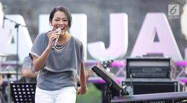 Penampilan Rida Sita Dewi di Panggung Prambanan Jazz Festival 2019