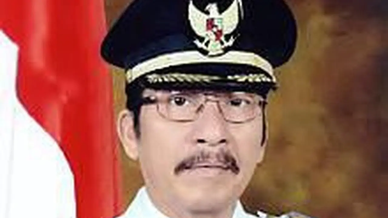 Bupati Pasaman Barat Syahiran Meninggal Dunia