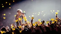 History of K-Pop Lightsticks and Became Important Merchandise at Concerts