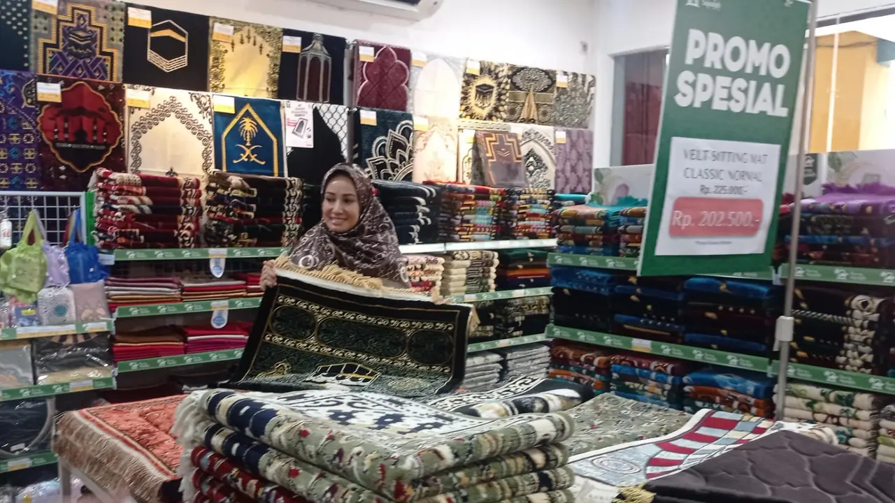 Bursa Sajadah Siap Sambut Ramadan 2024