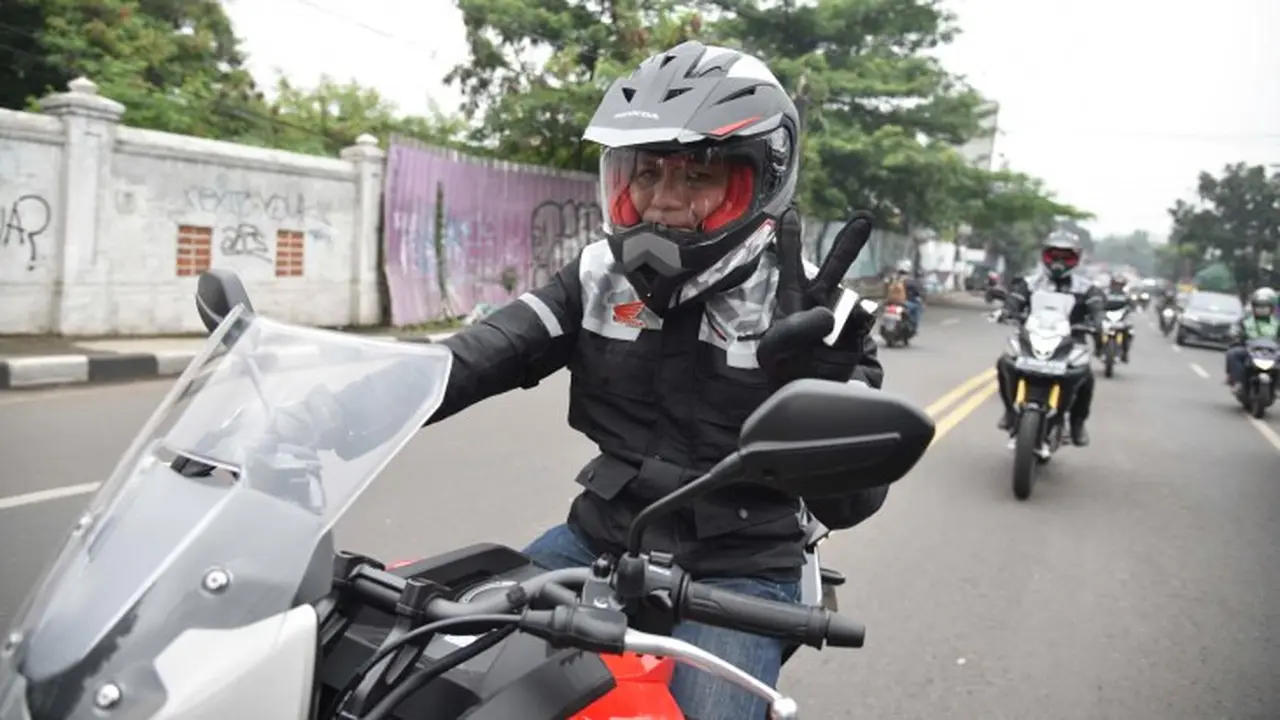 Honda CB150X