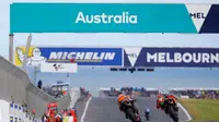 Promotor MotoGP Australia mengaku bersedia memenuhi permintaan pebalap senior seperti Valentino Rossi dan Marc Marquez yang menginginkan start balapan di Phillip Island dimajukan. (Motorsport)