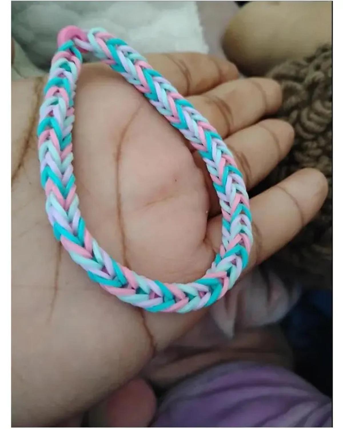 6 Potret Benda Viral 90-an yang Hampir Terlupakan, Nostalgia Masa Kecil