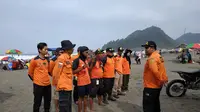 Pencarian korban tenggelam di Pantai Suwuk, Tambakmulyo, Puring, Kebumen. (Foto: Liputan6.com/Basarnas/Muhamad Ridlo)