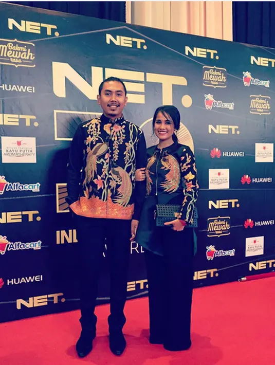 Sekedar informasi, pemeran dalam film CJR The Movie itu resmi dipersunting oleh Fajri Fauzi pada 11 Mei 2016. Keduanya menikah di KUA Gambir, Jakarta Pusat. Fajri memberikan mas kawin berupa 20 boga yang merupakan tradisi Sulawesi. (Instagram/cqawaode)