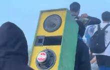 Viral! Pendaki Bawa Sound Horeg ke Puncak Gunung Andong, Terancam Blacklist