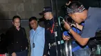 Mantan Wali Kota Tomohon, Jefferson Soleman Montesque Rumajar usai menjalani pemeriksaan di KPK, Jakarta, Selasa (19/5/2015). Ia diperiksa sebagai tersangka kasus dugaan korupsi kas APBD Pemkot Tomohon tahun 2009-2010. (Liputan6.com/Helmi Afandi)
