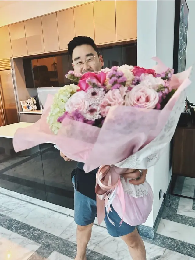 Maudy Ayunda dan Jesse Choi Rayakan Anniversary