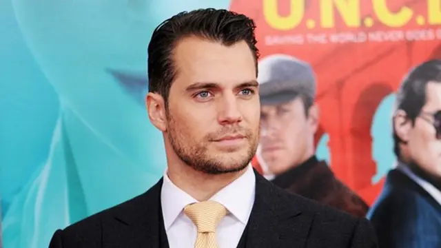 [Bintang] Henry Cavill