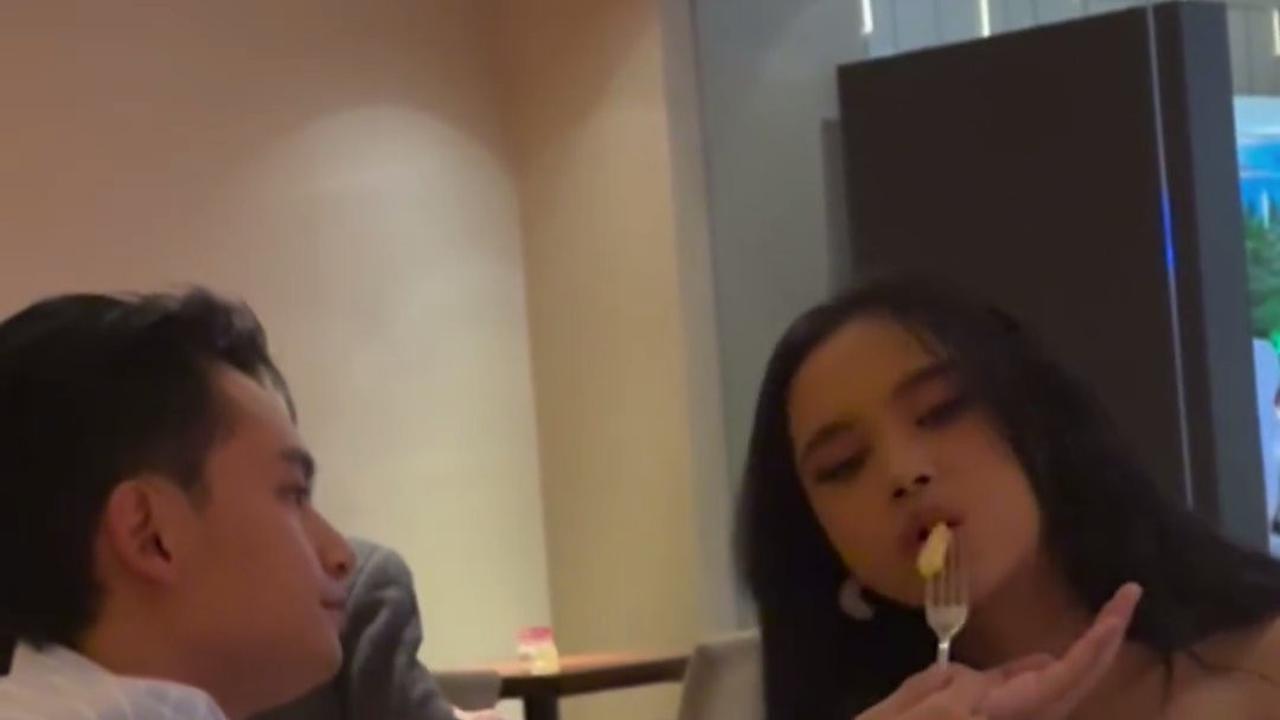 Momen Lyodra dan Randy Martin Saling Suap-suapan, Gemas - Kabar Pacaran Semakin Kencang