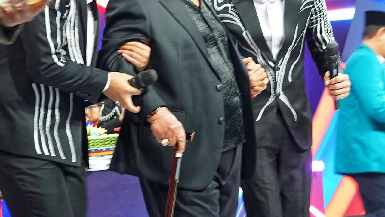 Momen Ulang Tahun Rhoma Irama ke-78, Raffi Ahmad Beri Ucapan Menyentuh