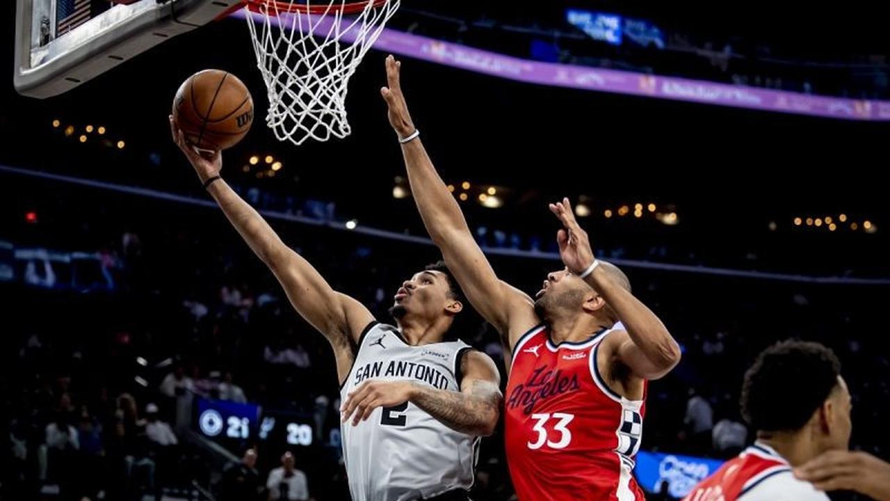 Spurs Kalahkan Clippers 118-99, Raih 11 Kemenangan Beruntun Tanpa Wembanyama
