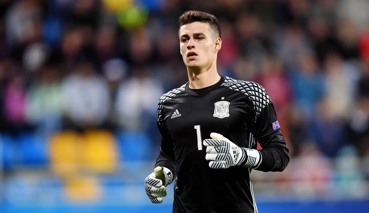 1. Kepa Arrizabalaga - Dibeli Chelsea dari Athletic Bilbao dengan harga 71,6 juta poundsterling. (AFP/Maciej Gillert