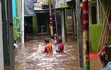 BPBD Jakarta: 1.137 Jiwa Mengungsi Imbas Genangan, Terbanyak di Semper Barat
