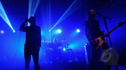  Penampilan band asal Denmark, Mew yang berhasil menghipnotis penonton di Skenoo Hall, Gandaria City, Jakarta, Selasa (31/3/2015). (Liputan6.com/Faisal R Syam)