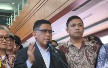 VIDEO: Penuh Curiga Pengacara Hasto Soroti Ketua Majelis Hakim Pakai Masker di Sidang Vonis