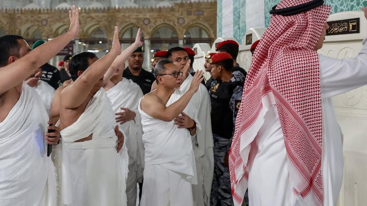 Prabowo tunaikan ibadah umrah di Masjidil Haram