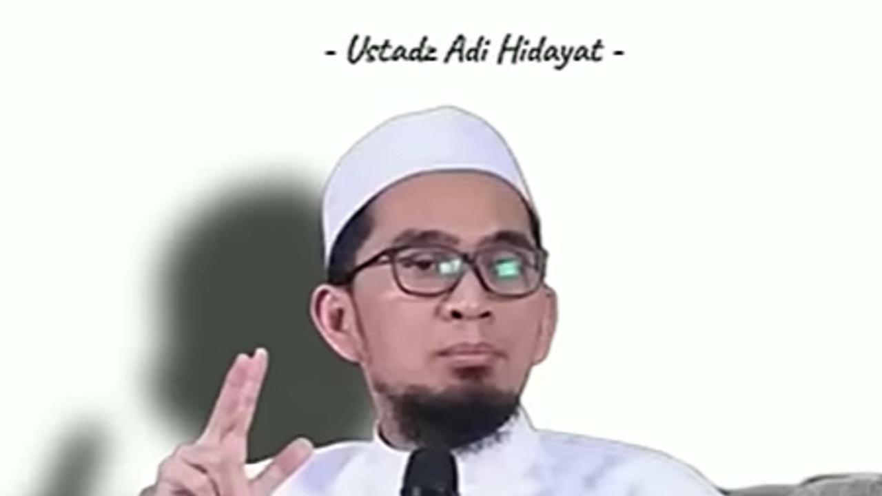Ustadz Adi Hidayat (SS: YT. Short @Andhap_asor)