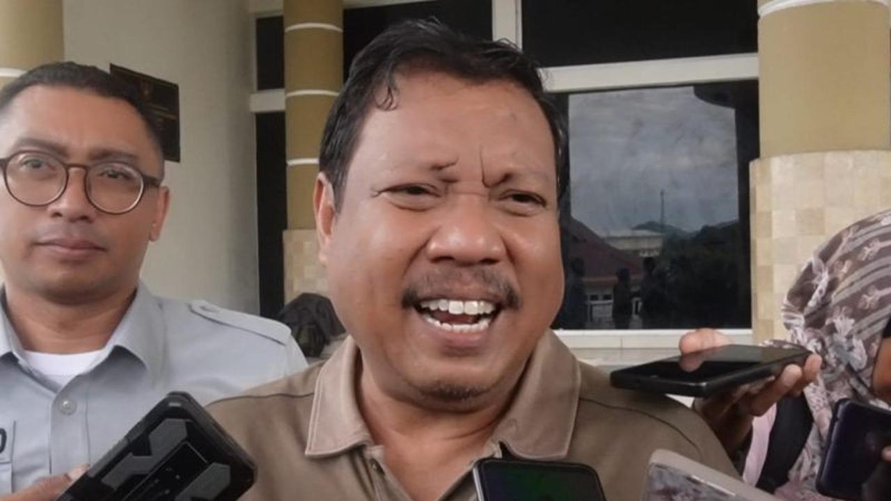 Pengerukan Sungai Pangkalpinang: Upaya Pemkot Cegah Banjir, Ternyata Ini Alasan Utama Pendangkalan Sungai!