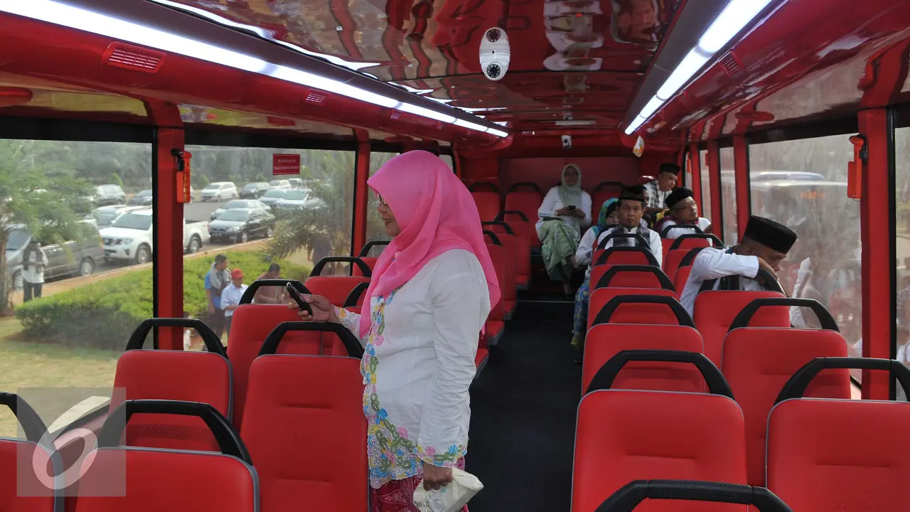 Ultah Ke-488, Jakarta Dapat Hadiah Bus Tingkat Wisata