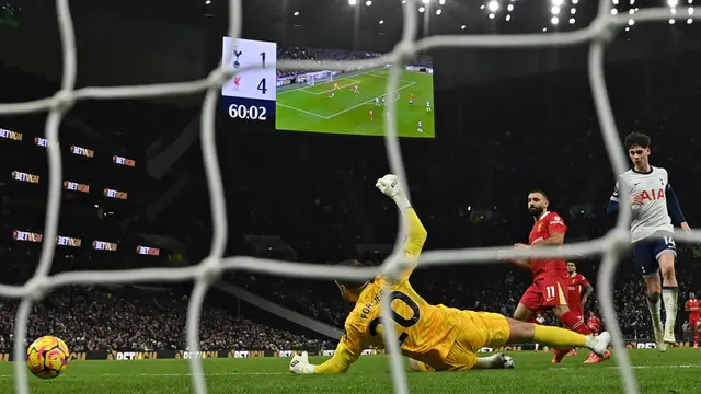 Foto: Penampilan Gemilang Mohamed Salah Saat Membawa Liverpool Tumbangkan Tottenham Hotspur di Liga Inggris