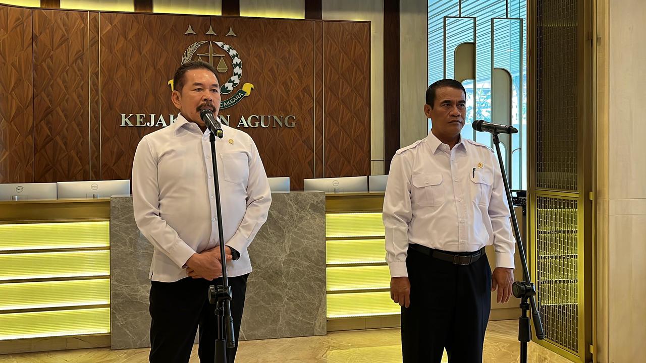 Temui Jaksa Agung, Mentan Amran Sulaiman Lapor Ada Pungli Pendistribusian Alat Pertanian