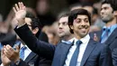 Boss Manchester City tak perlu lagi diragukan sebagai salah satu pemilik klub terkaya di dunia. Sheikh Mansour memiliki kekayaan mencapai 200 miliar pounds atau Rp360,3 triliun. (AFP/Andrew Yates)