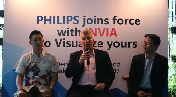 (tengah) Rob Fowler, Sales Director area Asia Pasifik untuk Philips Commercial Displays. Liputan6.com/ Dewi Widaya Ningrum