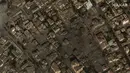 Gambar ini disediakan oleh Maxar Technologies, menunjukkan bangunan tempat tinggal yang hancur di Kota Gaza, Selasa (10/10/2023). Pesawat-pesawat tempur Israel membombardir Jalur Gaza sebagai pembalasan atas serangan akhir pekan yang dilakukan Hamas, di tengah meningkatnya kekhawatiran mengenai warga sipil yang terjebak dalam pertempuran tersebut. (Satellite image ©2023 Maxar Technologies via AP)