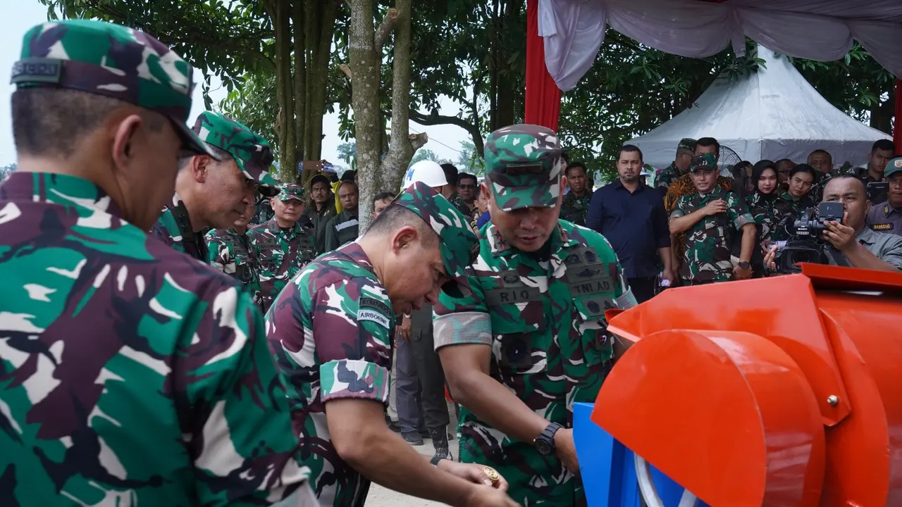 Bantuan alat pertanian