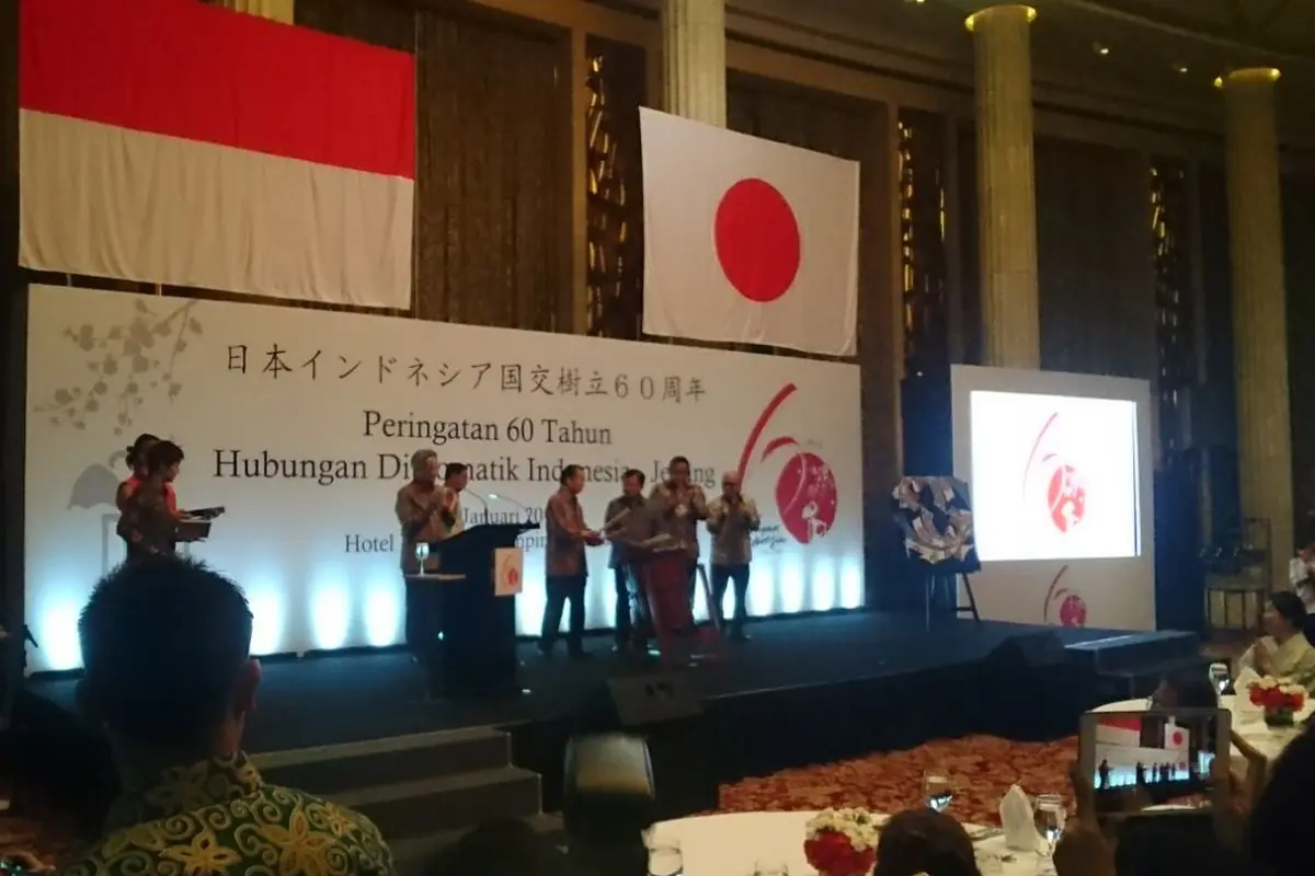 Wapres Jusuf Kalla menghadiri upacara pembukaan Perayaan 60 Tahun Hubungan Diplomatik Indonesia-Jepang di Hotel Indonesia Kempinski, Jakarta Pusat.