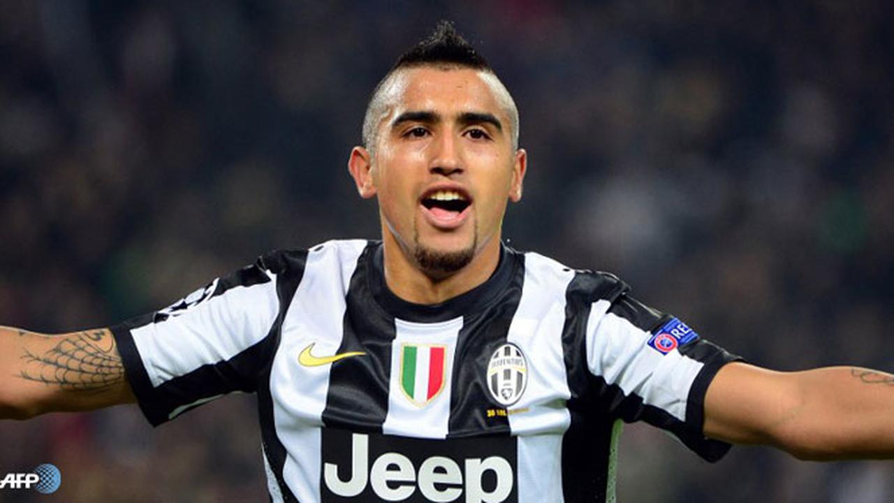 arturo-vidal-ajak-130322c