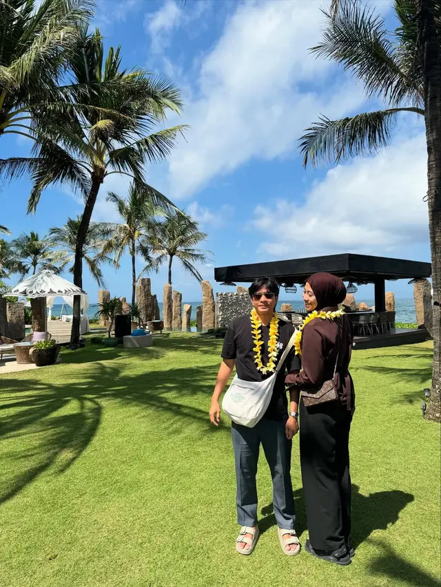 Potret Romantis Megawati Hangestri dan Dio Novandra Honeymoon di Bali, Andalkan Kemeja dan Sling Back Louis Vuitton