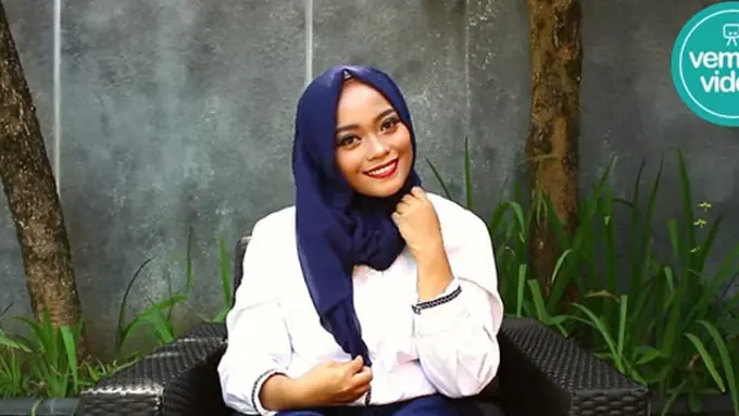 Photo: Copyright Doc Vemale.com/ Talent : Nadia Adibie