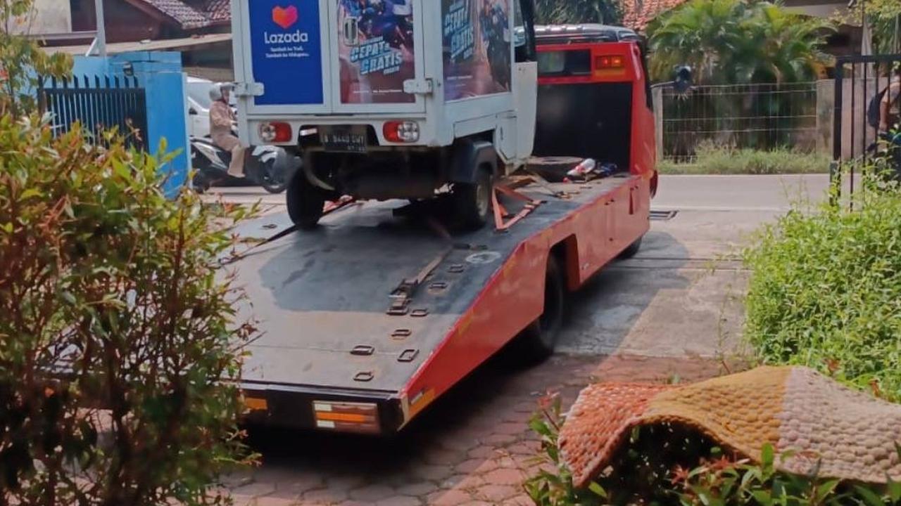 Unik Banget, Lika Liku Pria Putuskan Buka Usaha Kopi Pakai Bajaj Ini Curi Perhatian