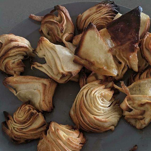 6 Potret Kue Gagal Usai Keluar dari Oven Ini Penampakannya Bikin Kecewa