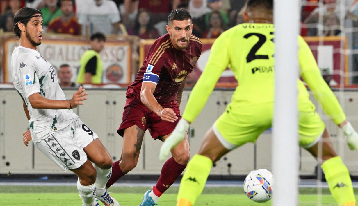 Bermain di Stadion Olimpico, AS Roma harus mengakui keunggulan Empoli dengan skor 1-2. (Alberto PIZZOLI/AFP)