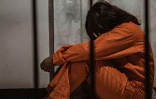 Detik-Detik Penggeledahan Ibu Pelaku Pelecehan Anak di Tangsel, Barang Bukti Korban Ini Diamankan