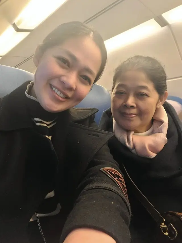 Gracia Indri ajak sang ibu keliling Amsterdam