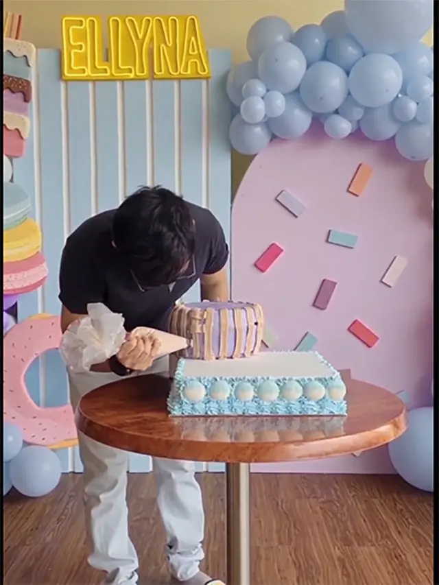 [Fimela] Ultah anak Nicky Tirta dan Liza Elly