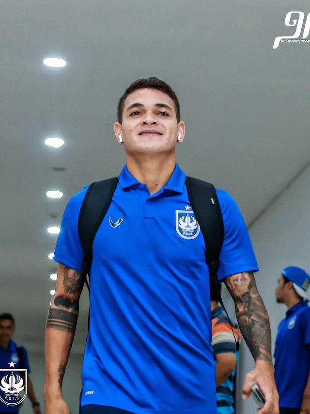 Gelandang PSIS Semarang asal Timor Leste, Paulo Gali Freitas.