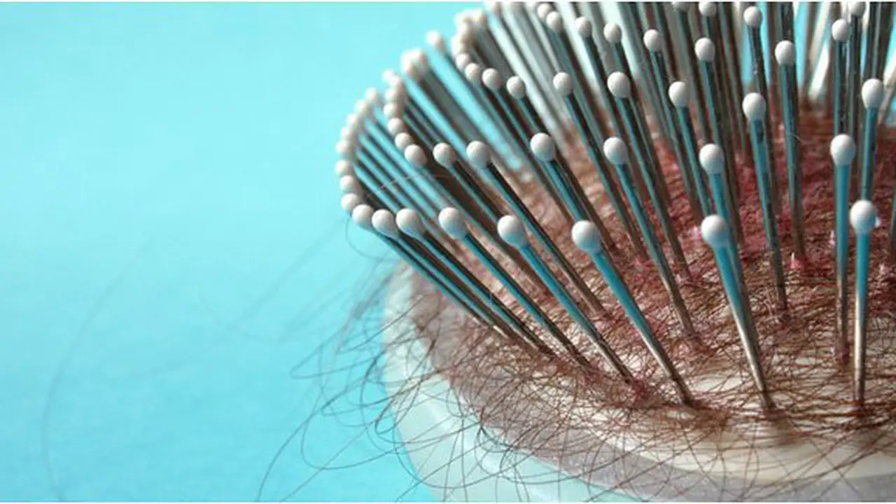 Bahan alami atasi rambut rontok/copyright Shutterstock.com