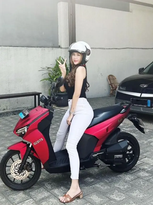 Aura Kasih (Instagram/aurakasih)